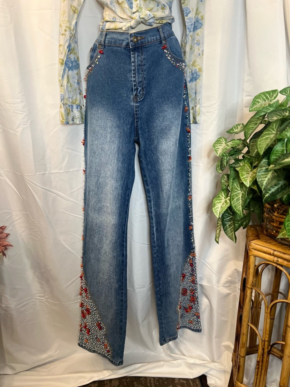 DG2 Diane Gilman Blue Wide-Leg Jeans with Red Floral Pearls & Crystals - Picture 3 of 16
